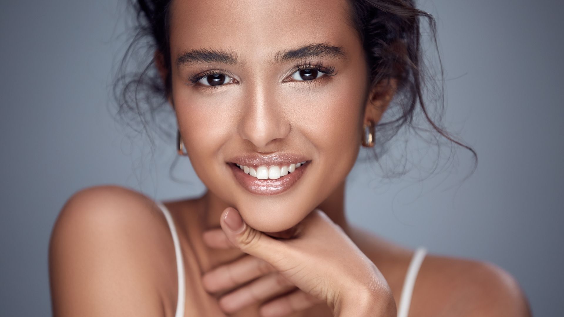 أسرار البشرة المشرقة في 2025